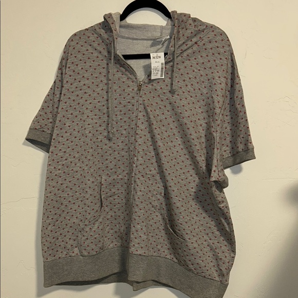 Fashion Bug 30W/32W Heart Print Zip Front Short Sleeve 2 Pocket Hoodie - Picture 1 of 9